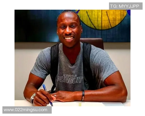 足球明星崛起之路：从草根到世界足坛的梦想与挑战